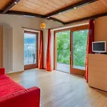 Vince - Dox200 By Interhome Dorio